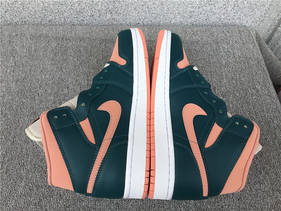 Air Jordan 1 Mid BQ6472-308