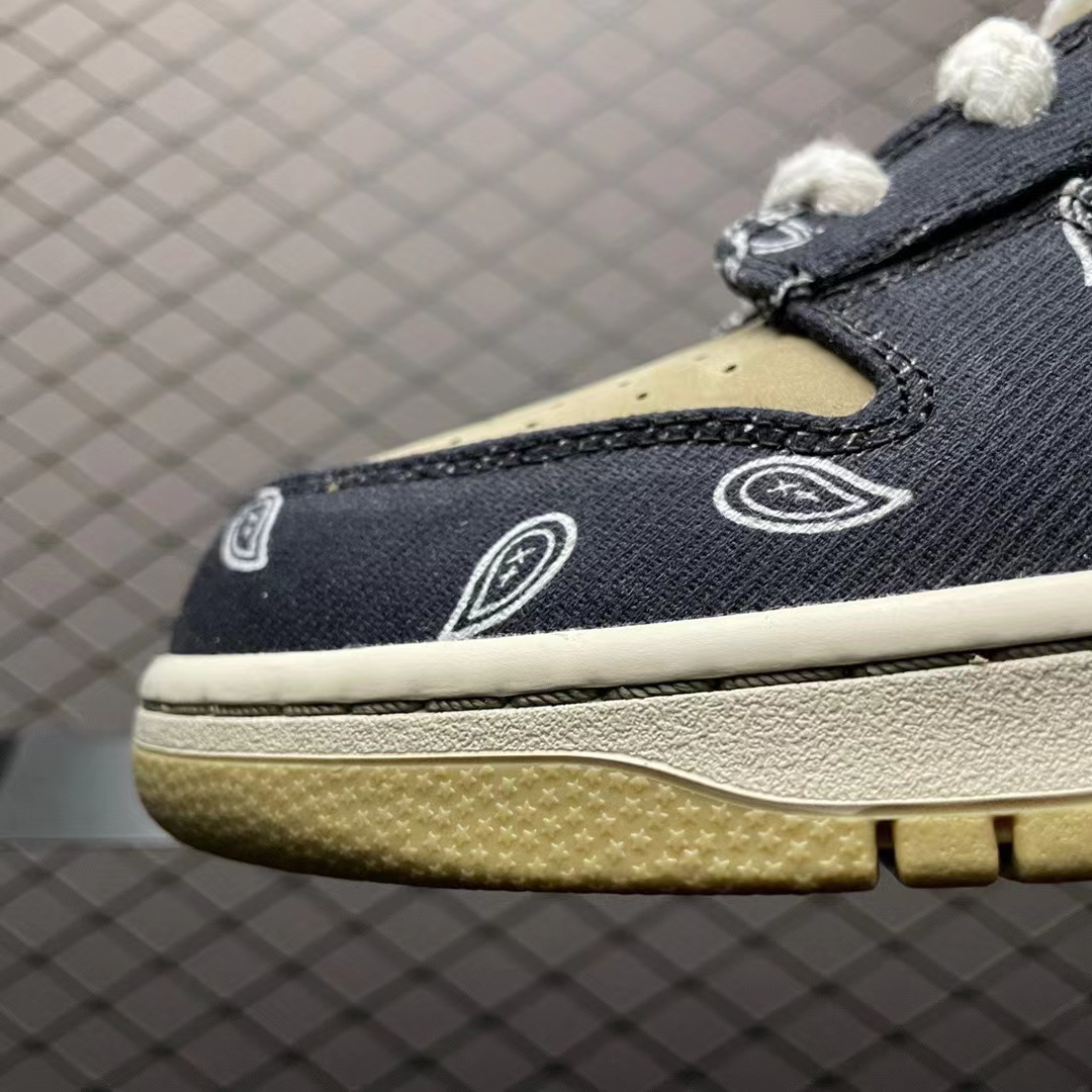 Nike SB Dunk Low Travis Scott CT5053-001