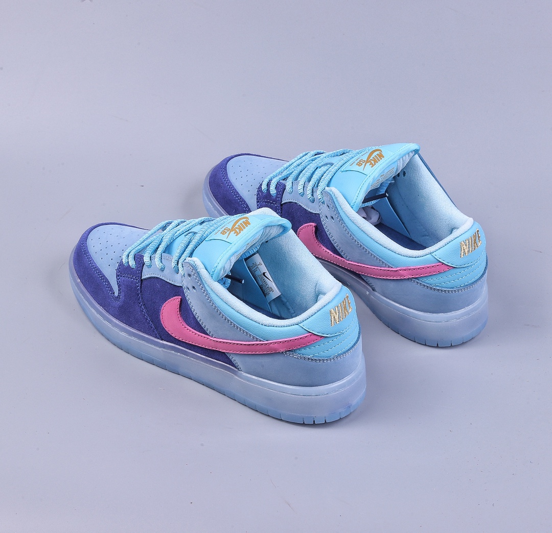 Nike SB Dunk Low Run The Jewels DO09404-400