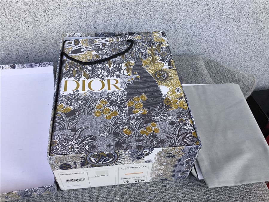 Dior 20s Spring First Summer Xiudi Fishing Off Shoes 0704dio02