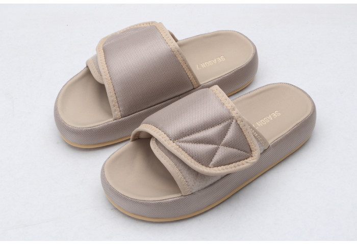 Yeezy sandal6