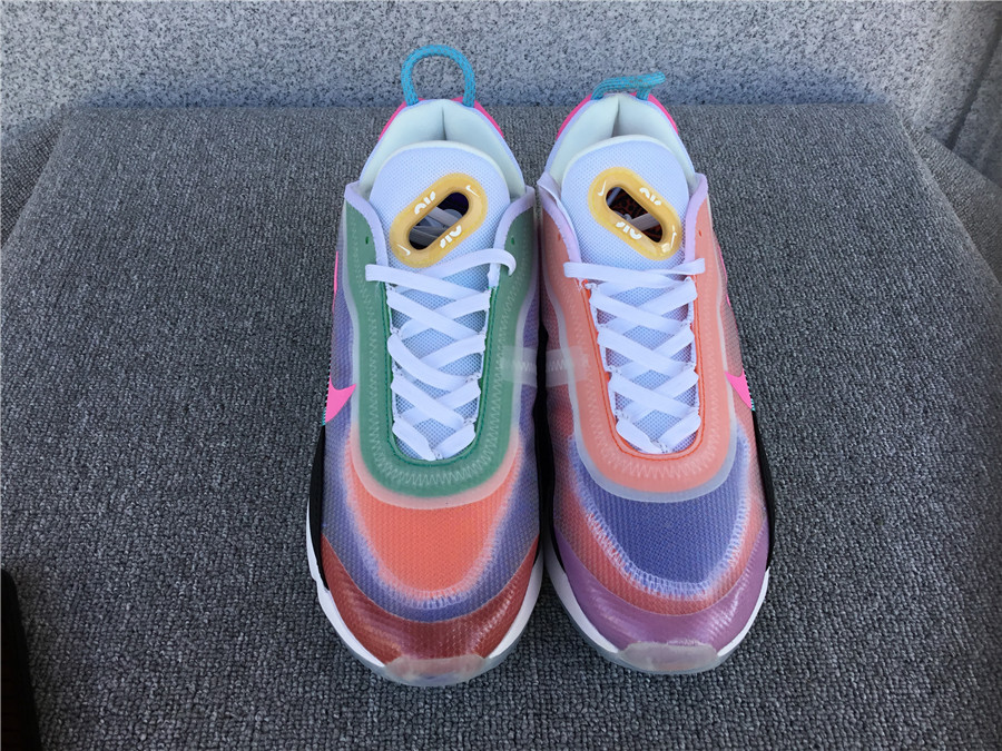 Nike Air Max 2090 Cushioned Running Shoes CZ4090-900