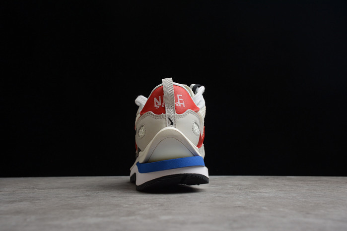 Sacai X VaporWaffle Sail CV1363-100