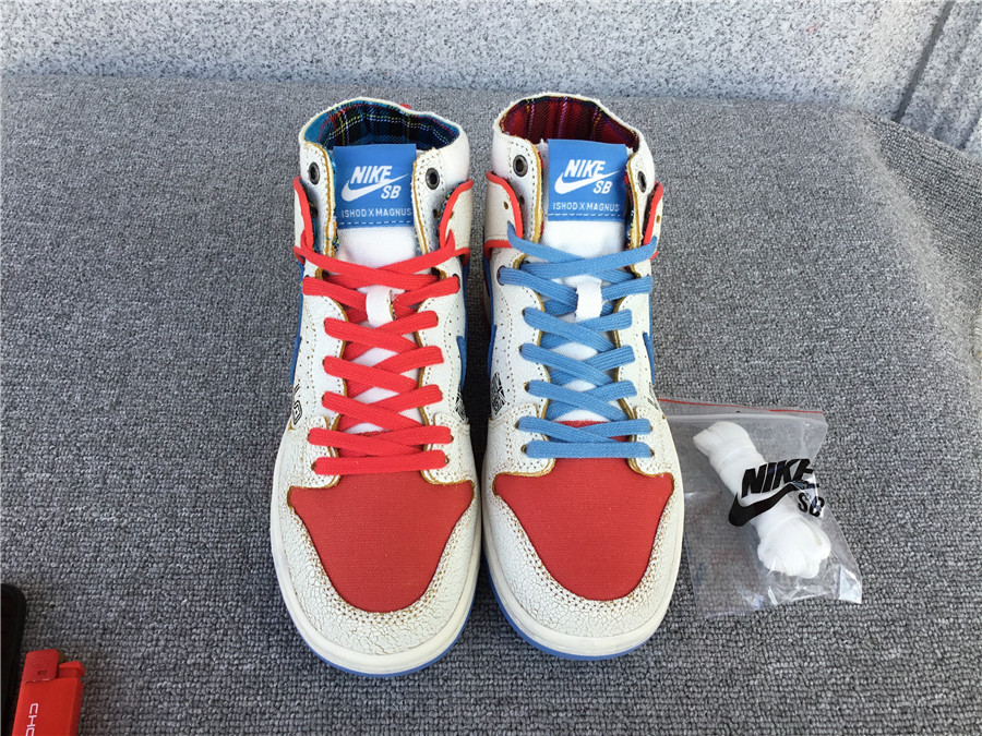 Magnus Walker x Nike Dunk 911 DH7683-100
