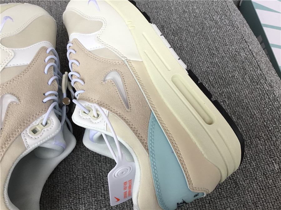 Nike Air Max 1 Nike Half Palm Air Cushion Retro Running Shoes DZ5317-121