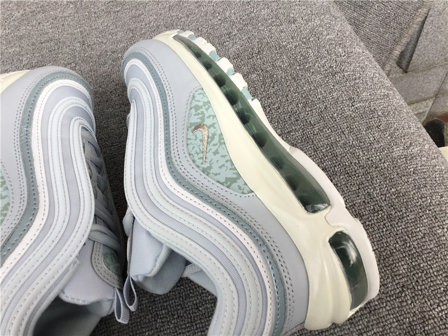 Nike Air Max 97 Full Length Air-Cushioned Running Shoes DJ5434-400