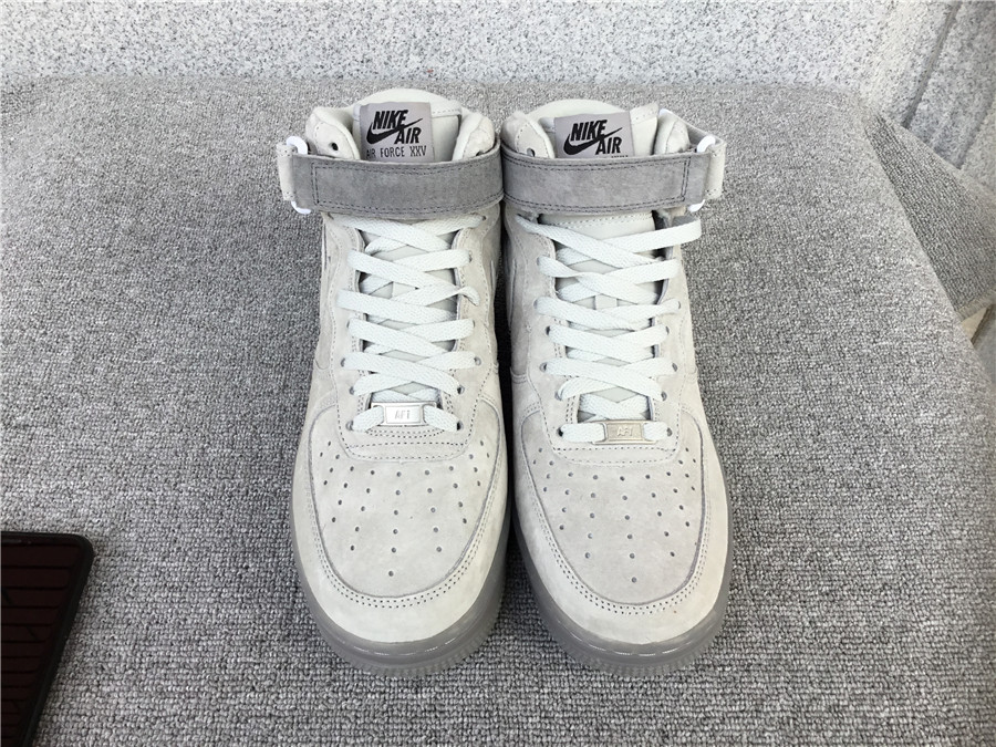 Reigning Champ x Nike Air Force 1x27;07 Mid