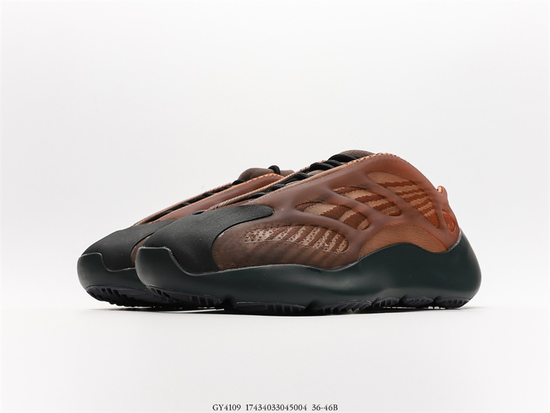 Yeezy 700 V3 Copper Fade GY4109