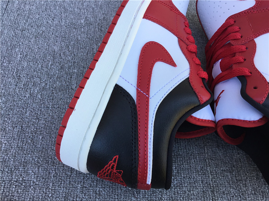 Air Jordan 1 Low DC0774-160