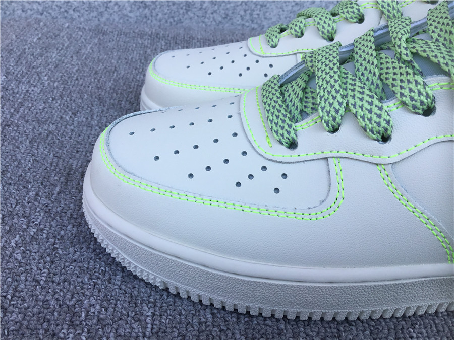 Nike Air Force1 MID AA1118-015