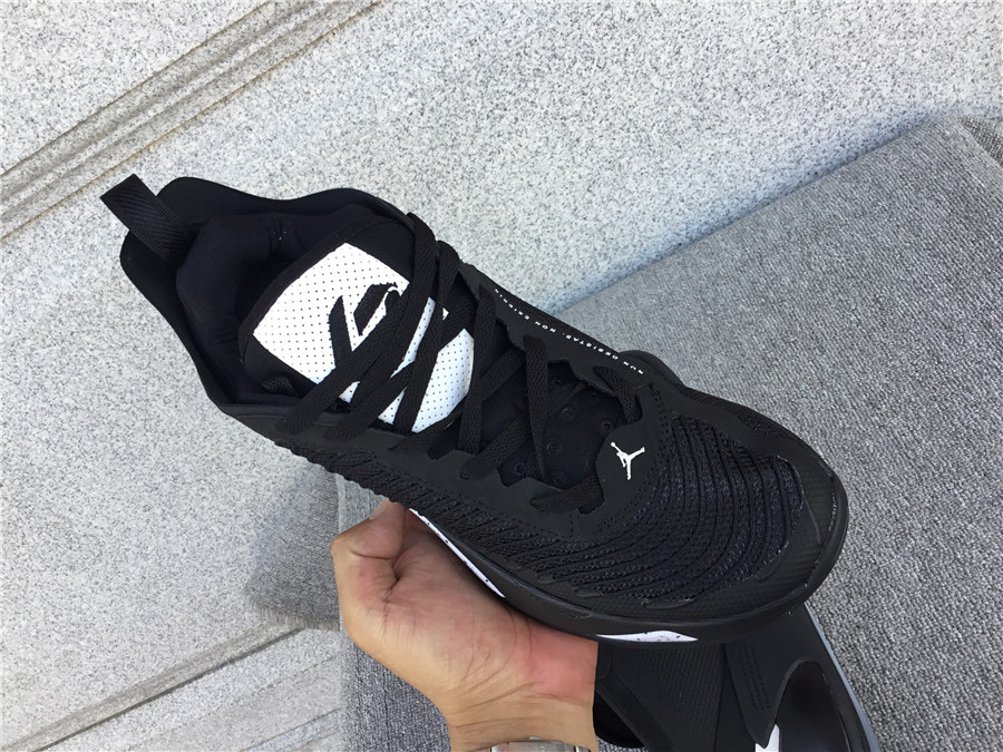 Air Jordan Luka 1 PF DQ7689-001