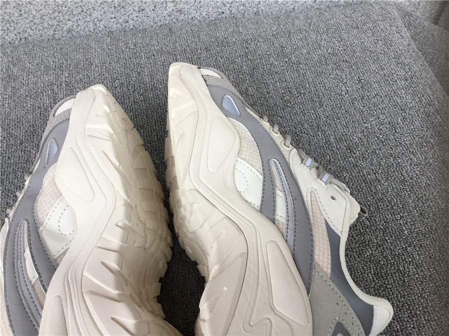 Fila heightened retro casual running shoes old shoes 1JMO1283-050