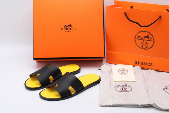 Herme* Sandal3