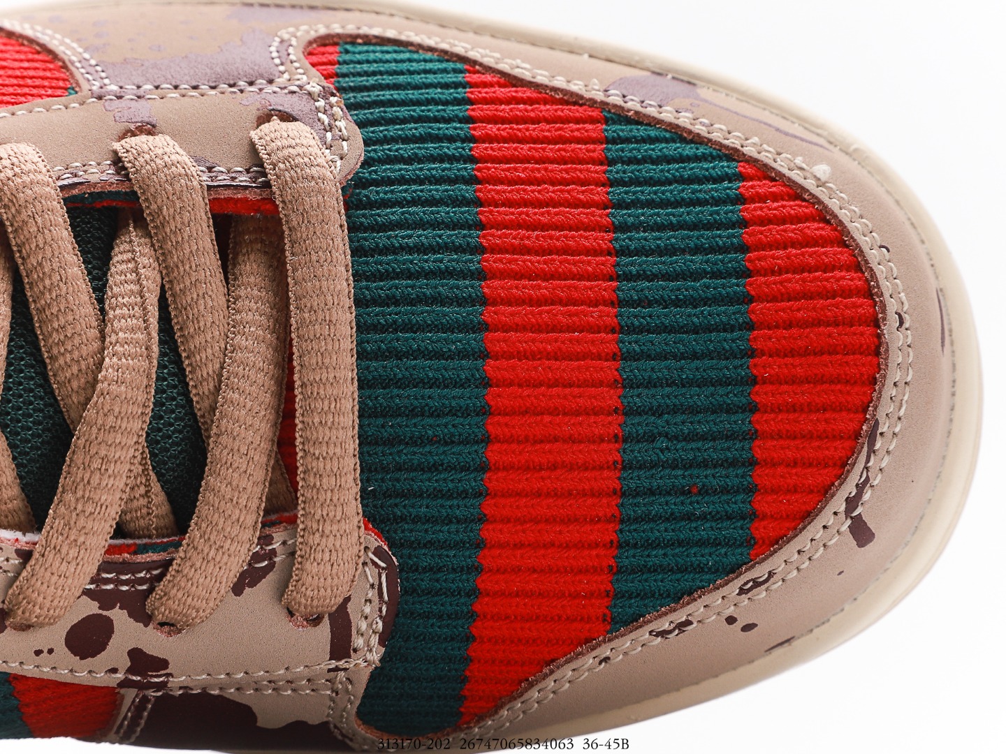 Nike SB Dunk Low Freddy Krueger 313170-202