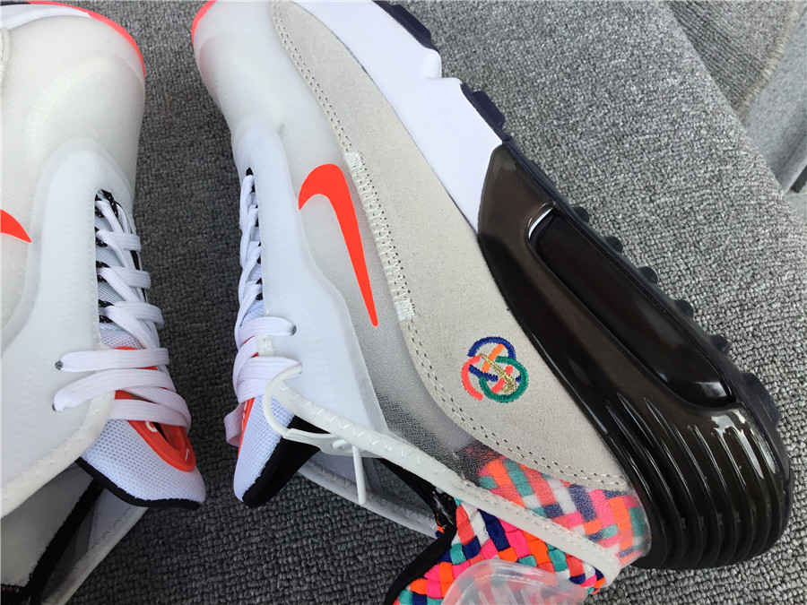 Nike Air Max 2090 Cushioned Running Shoes DD8487-161