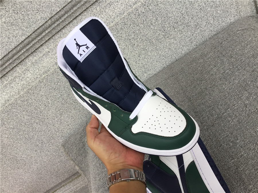 Air Jordan 1 Mid DZ5326-300