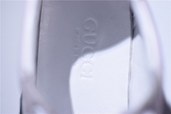 GUCCI Ace Embroidered Low-Top Sneaker white with bee