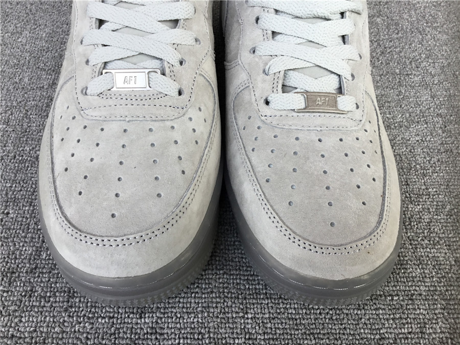 Reigning Champ x Nike Air Force 1x27;07 Mid