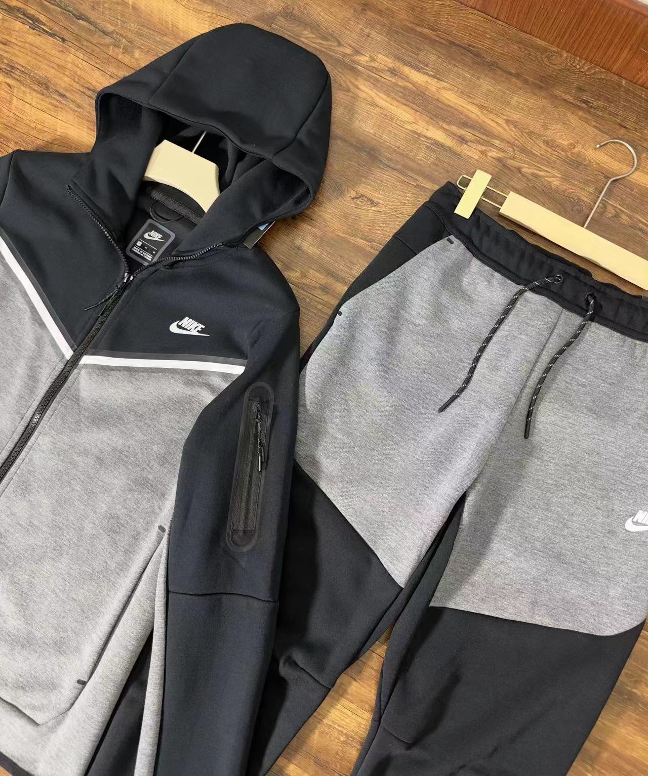 Nike NSW Tech Fleece NK1118-006