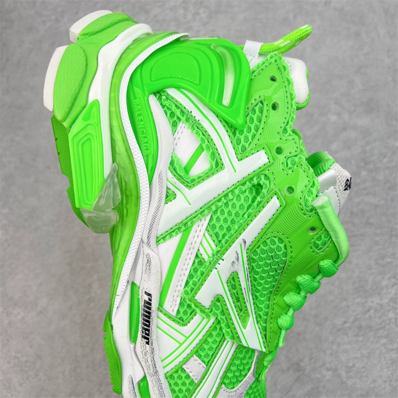Balenciaga Runner Fashion Lace-up Sneakers White and Green 677403W3RBM3590