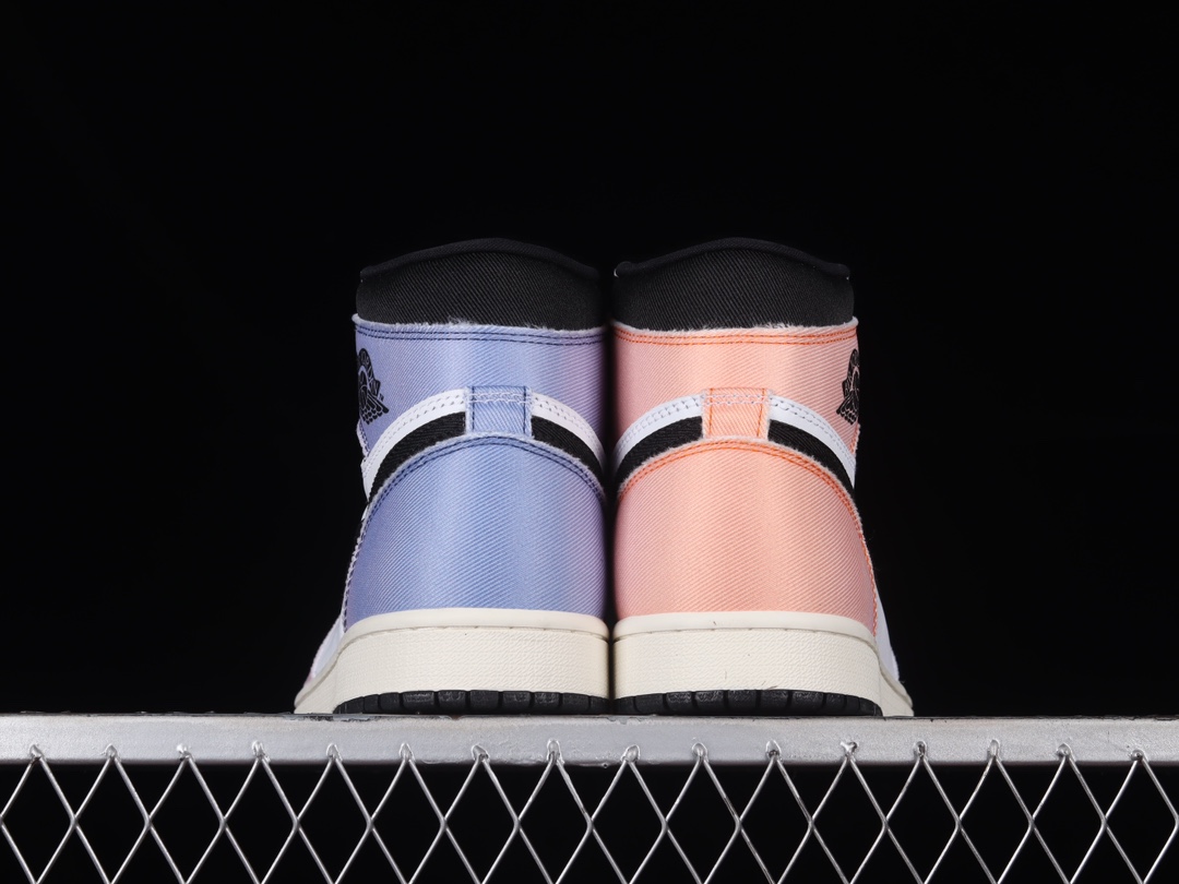 Jordan 1 Retro High OG Skyline DX0054-805