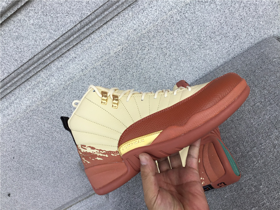 Air Jordan 12 Eastside Golf