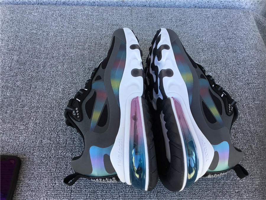 Nike Air Max 270 React SE