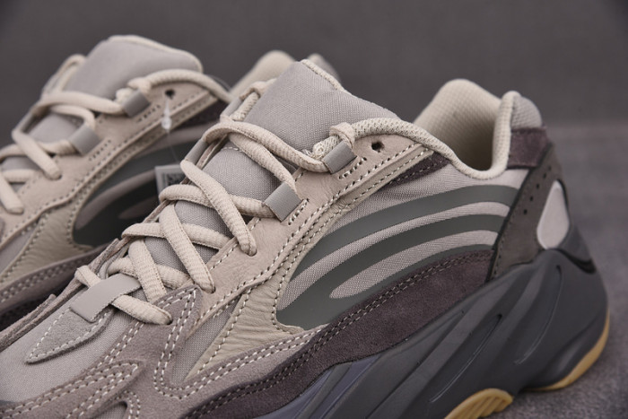 adidas Yeezy 700 Tephra FU7914