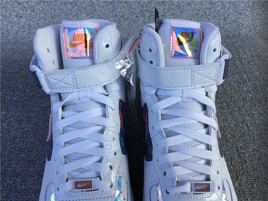 Nike Air Force 1 LV8