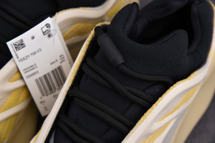 adidas Yeezy 700 V3 Srphym G54853