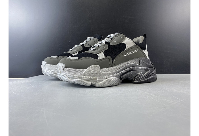 TRIPLES TRAINER SNEAKERS 2000018