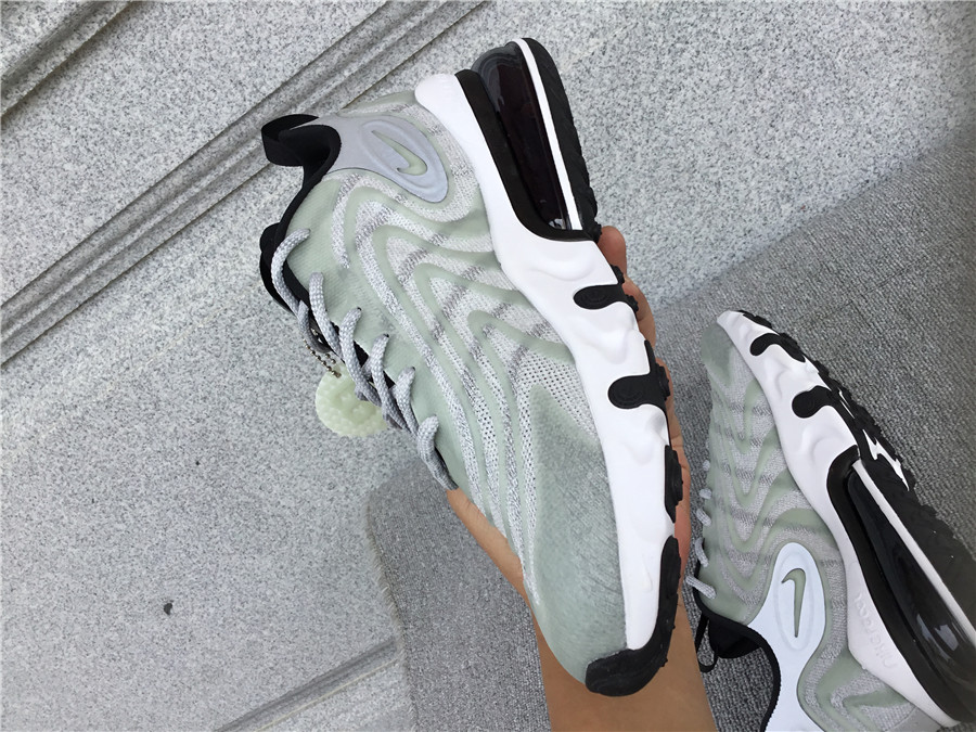 Nike Air Max 270 React Air Cushioned Running Shoe CD0118-500