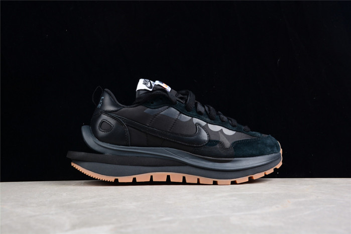NIKE VAPORWAFFLE SACAI BLACK GUM DD1875-001