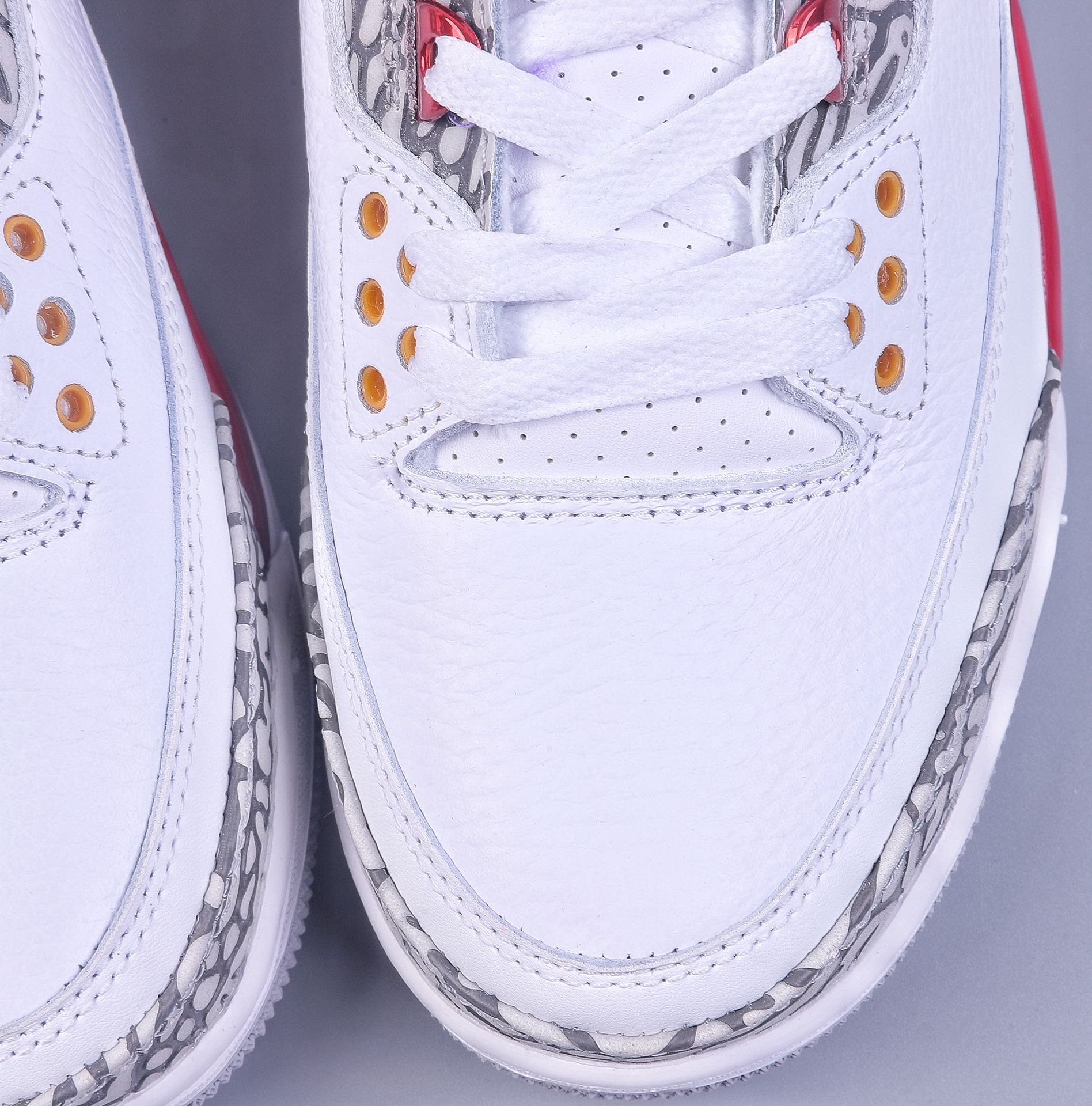 Jordan 3 Retro Cardinal Red