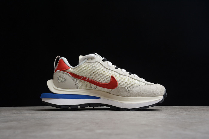Sacai X VaporWaffle Sail CV1363-100