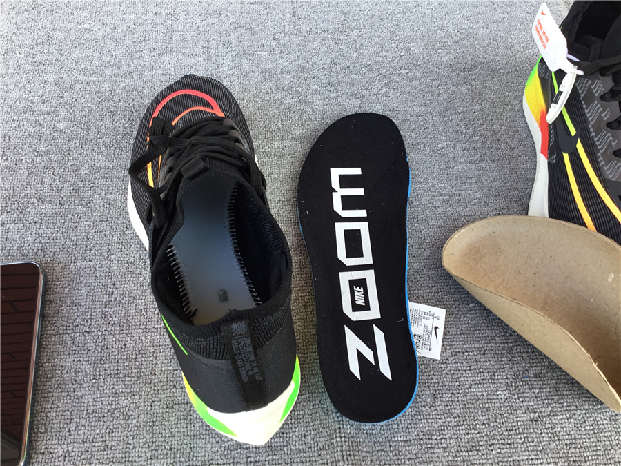 Nike Zoom Fly 4 Carbon Plate Running Shoe DQ4993-010