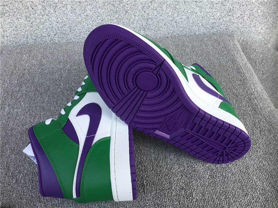 Air Jordan 1 Mid 554724-300