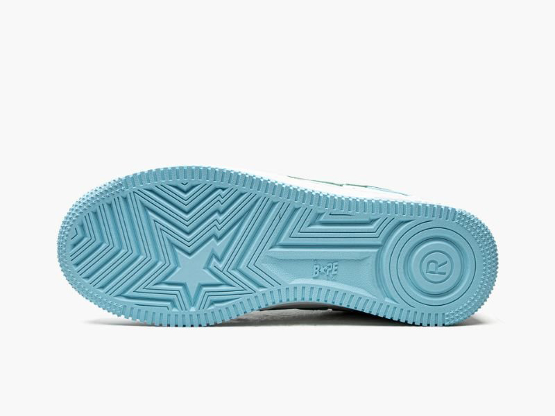 A BATHING APE? Womens BAPE STA LOW L IT Light Blue