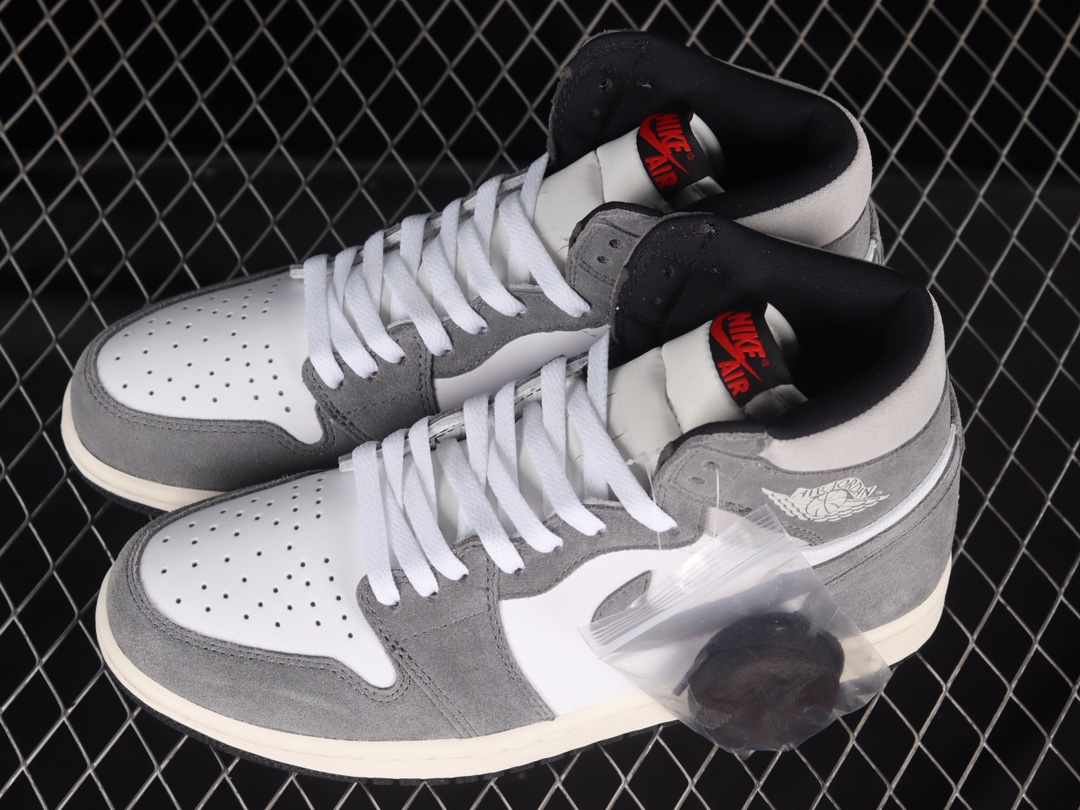 Jordan 1 Retro High OG Washed Black DZ5485-051