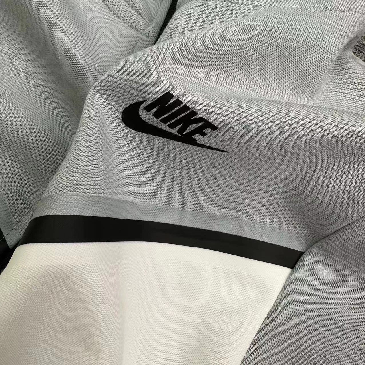 Nike NSW Tech Fleece NK1118-005