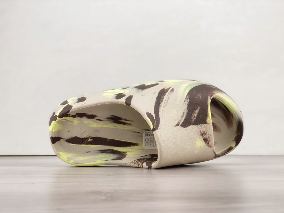 Kanye West x Adidas Yeezy Slide