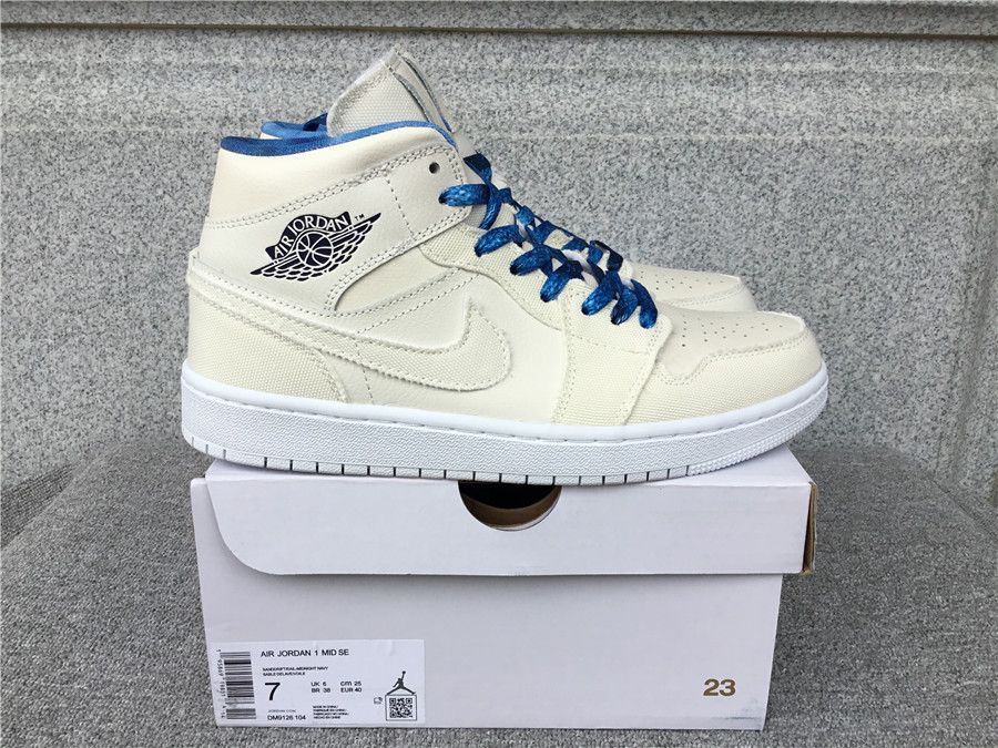 Air Jordan 1 Mid SE Sanddrift