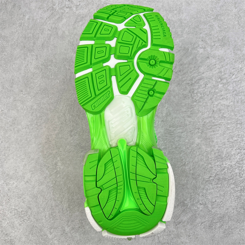 Balenciaga Runner Fashion Lace-up Sneakers White and Green 677403W3RBM3590