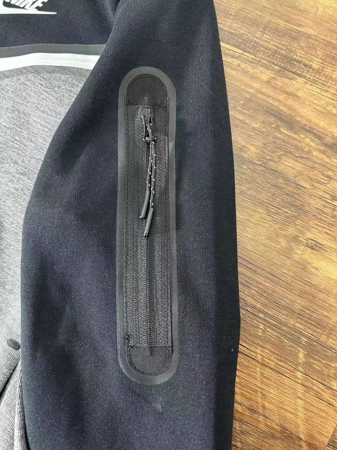 Nike NSW Tech Fleece NK1118-006