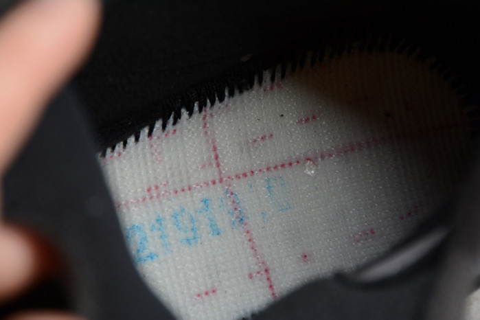 Off-White Air Jordan 5 CT8480-001