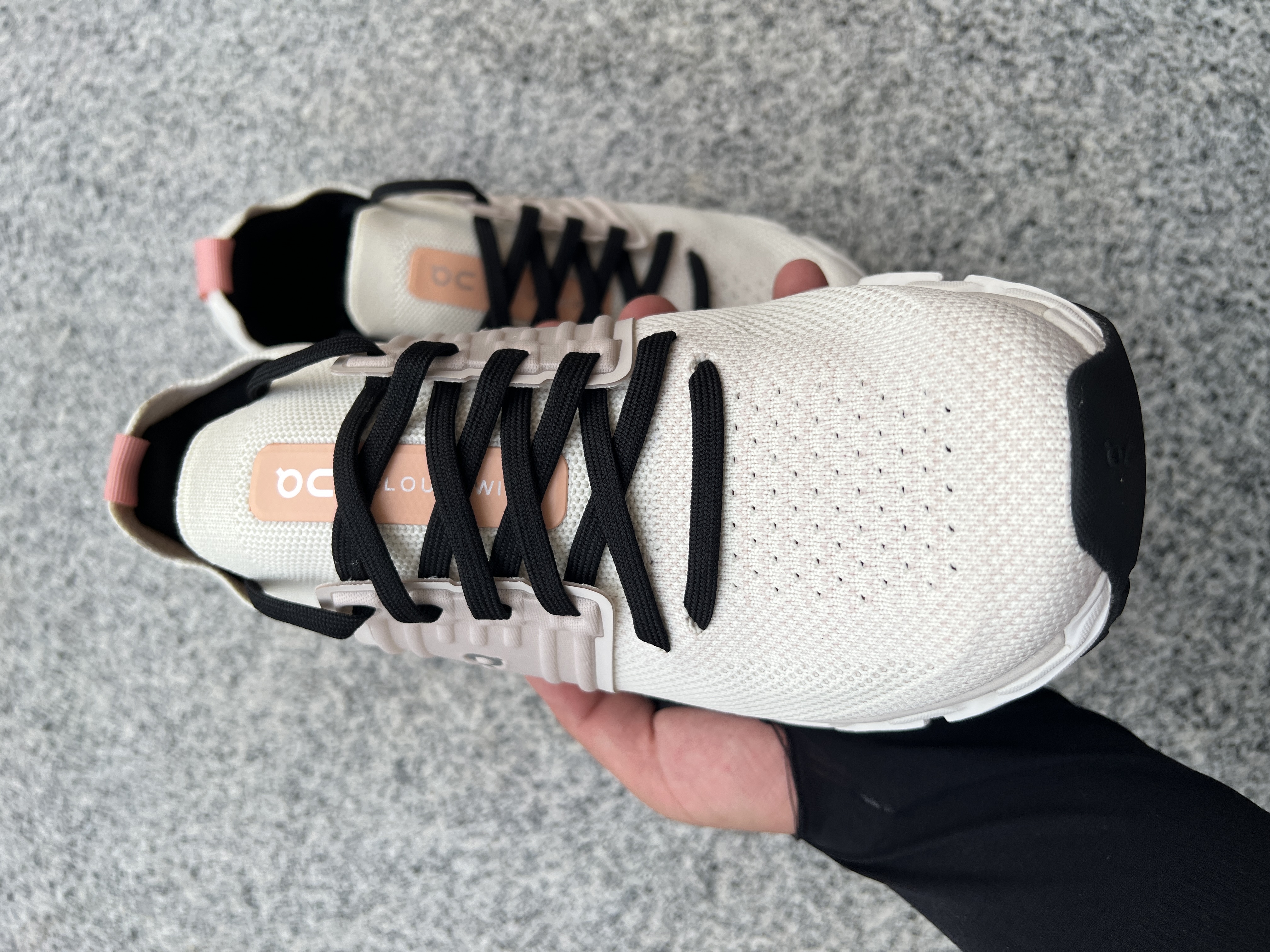 Cloud Swift 3 AP1004-002