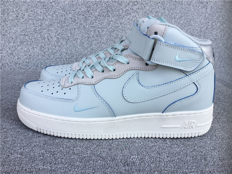 Nike Air Force 1 Low