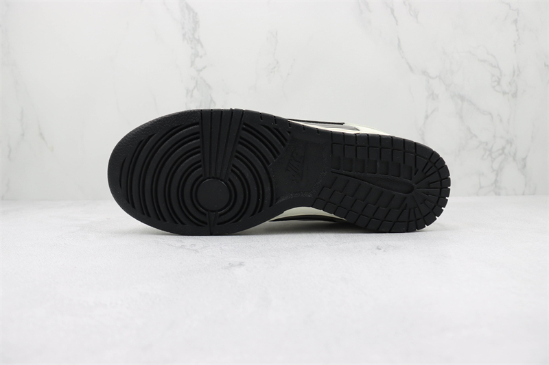 Nike SB Dunk Low AW2011-631