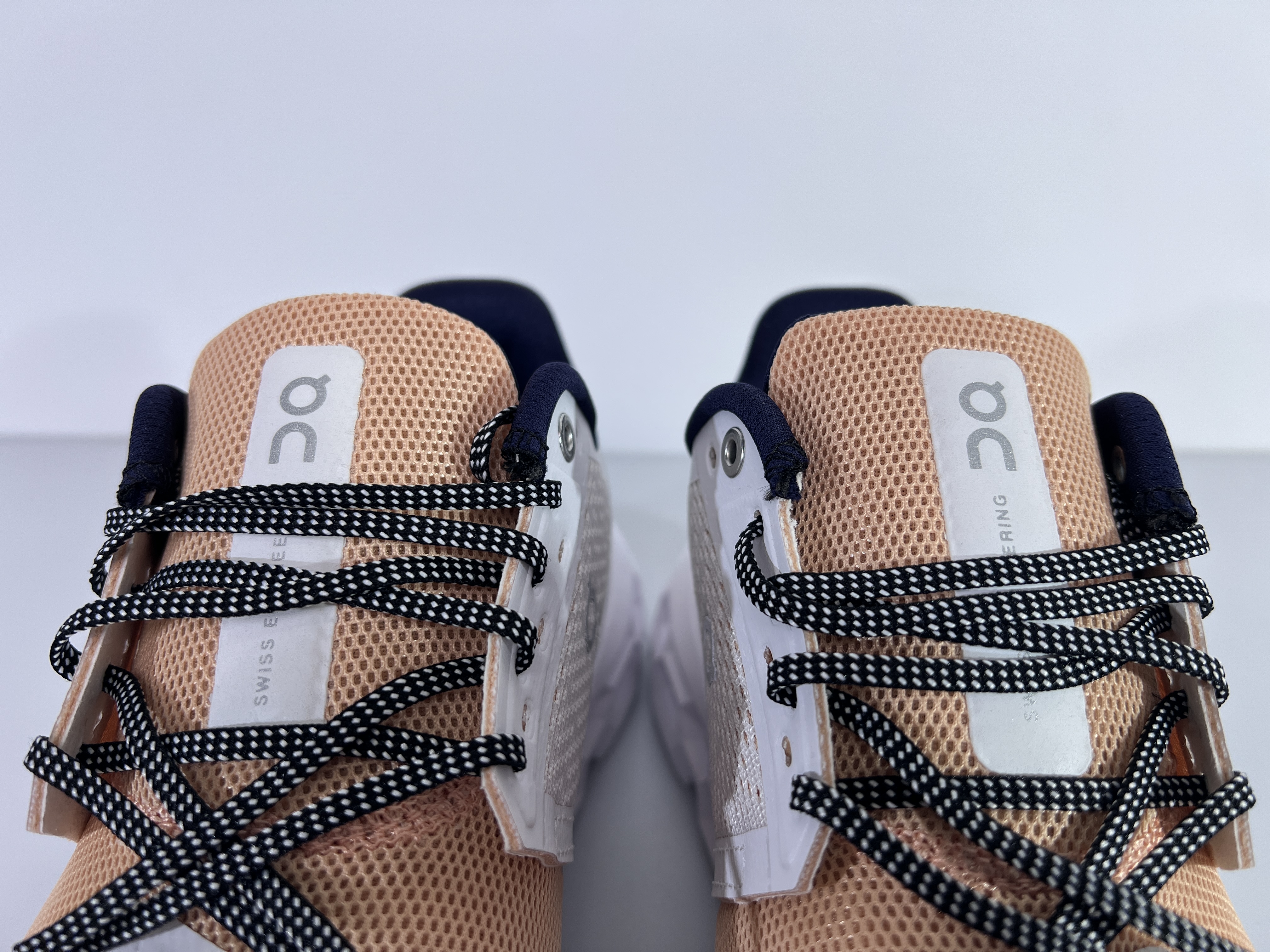 On Running Cloud AP1021-03