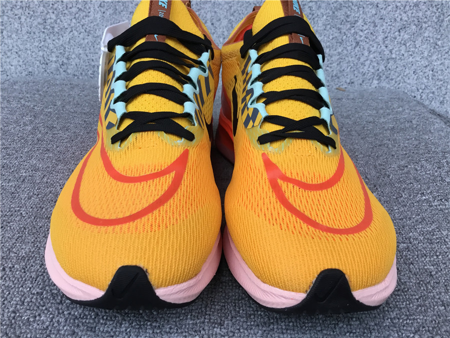 Nike Zoom Fly 4 Carbon Plate Running Shoe DO2421-739